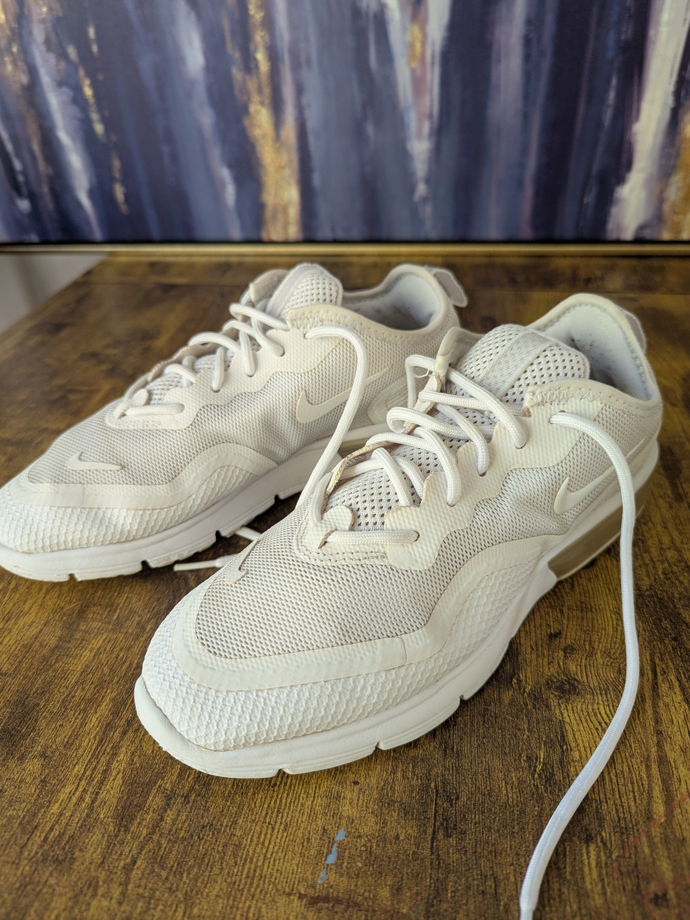 Nike Air Max Bolt Triple White Sneakers Womens Size 7 US BQ8824-104 Lightweight